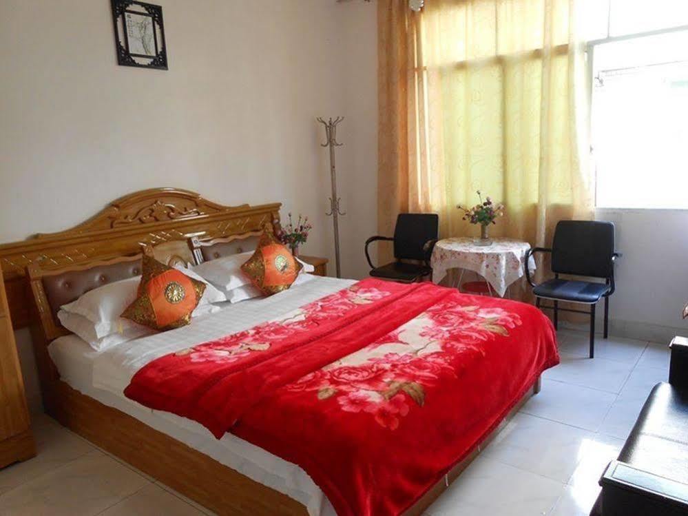 Chengdu Cosiness Home Hotel מראה חיצוני תמונה